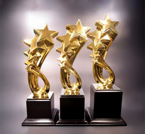 โล่คริสตัล RS001(GOLD)-2W ฐานไม้ทรงตรงA,B,C
