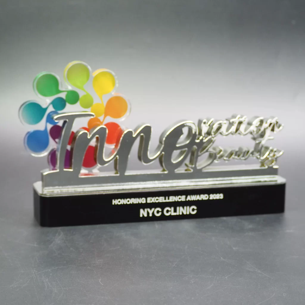 โล่รางวัล innovation award